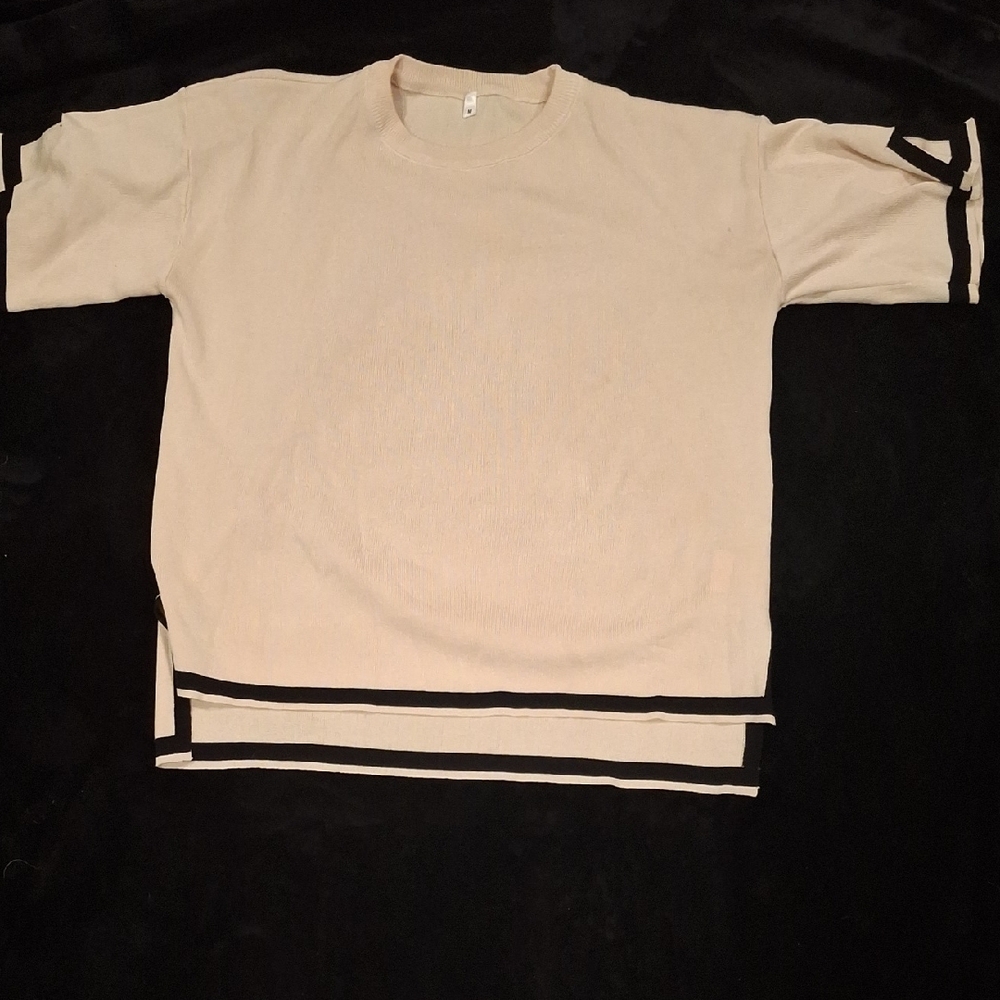 Beige and Black Short Sleeve Sweater